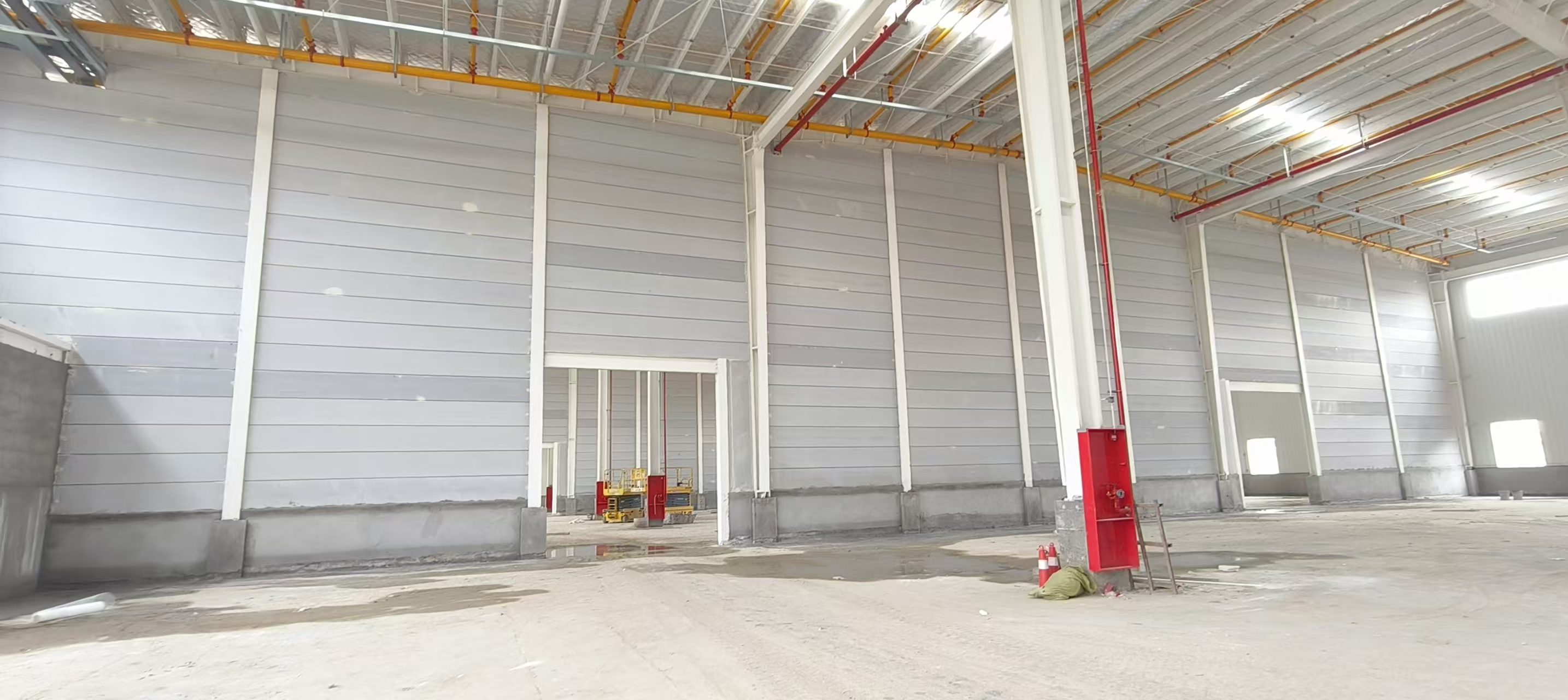 東西湖（白酒灌裝及食品加工項(xiàng)目（三期））生產(chǎn)廠房