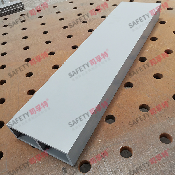 日型幕墻氟碳噴涂精制鋼幕墻型材(圖2) 日型幕墻氟碳噴涂精制鋼幕墻型材(圖2)